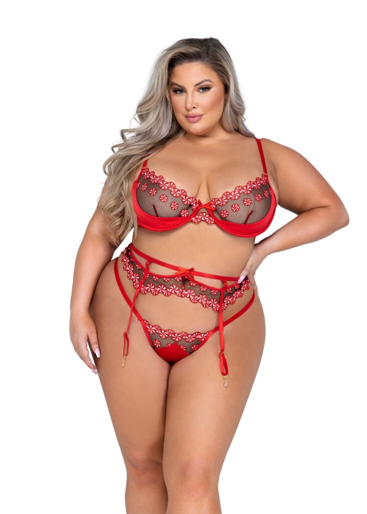 Red Lingerie Makes The Perfect New Year's Gift 100